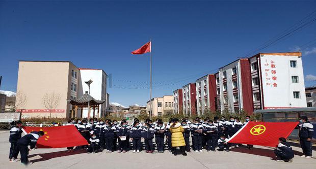 专业和学校哪个更重要呢？游戏画面