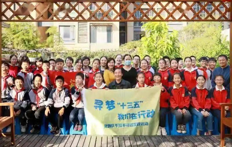 探索世界,尽在蜗牛问答平台《007:无暇赴死》里邦德为什么要死?